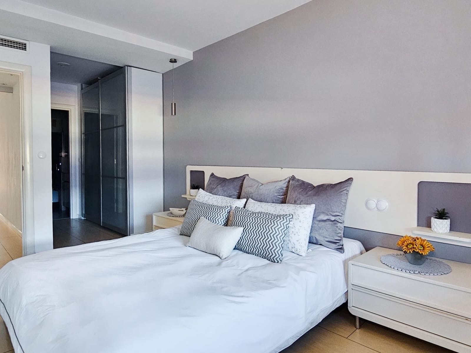 Piso de 4 habitaciones en Oliva en venta con garaje - 196.000 € (Ref: 9338072)