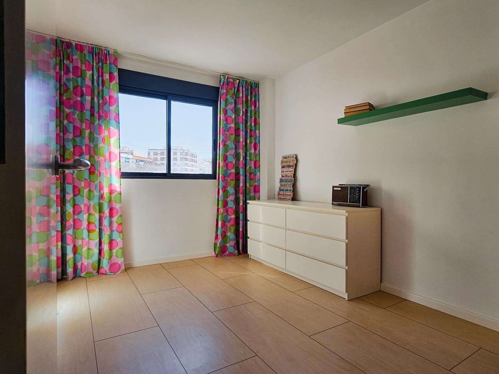 4 sypialnia Mieszkanie na sprzedaż w Oliva z garażem - 193 000 € (Ref: 9338072)