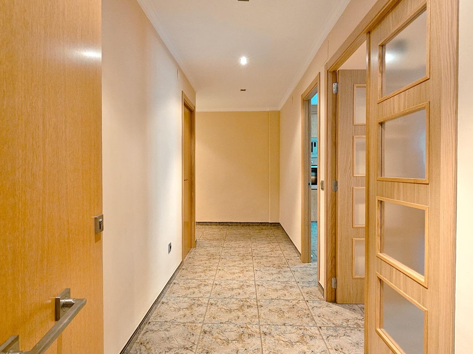 6 soverom Hus til salgs i La Pobla del Duc med garasje - € 259 000 (Ref: 9344805)