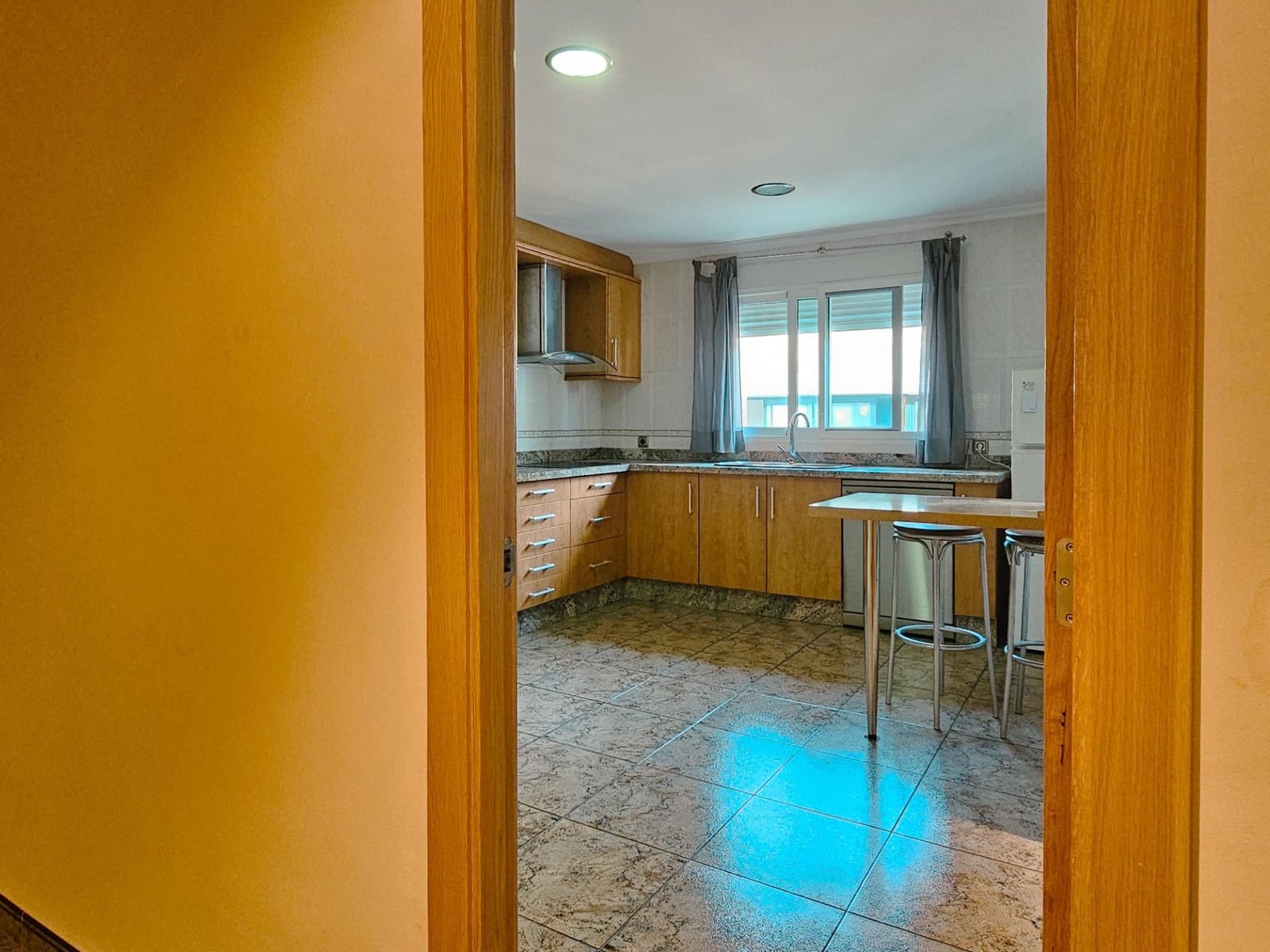 6 soverom Hus til salgs i La Pobla del Duc med garasje - € 259 000 (Ref: 9344805)