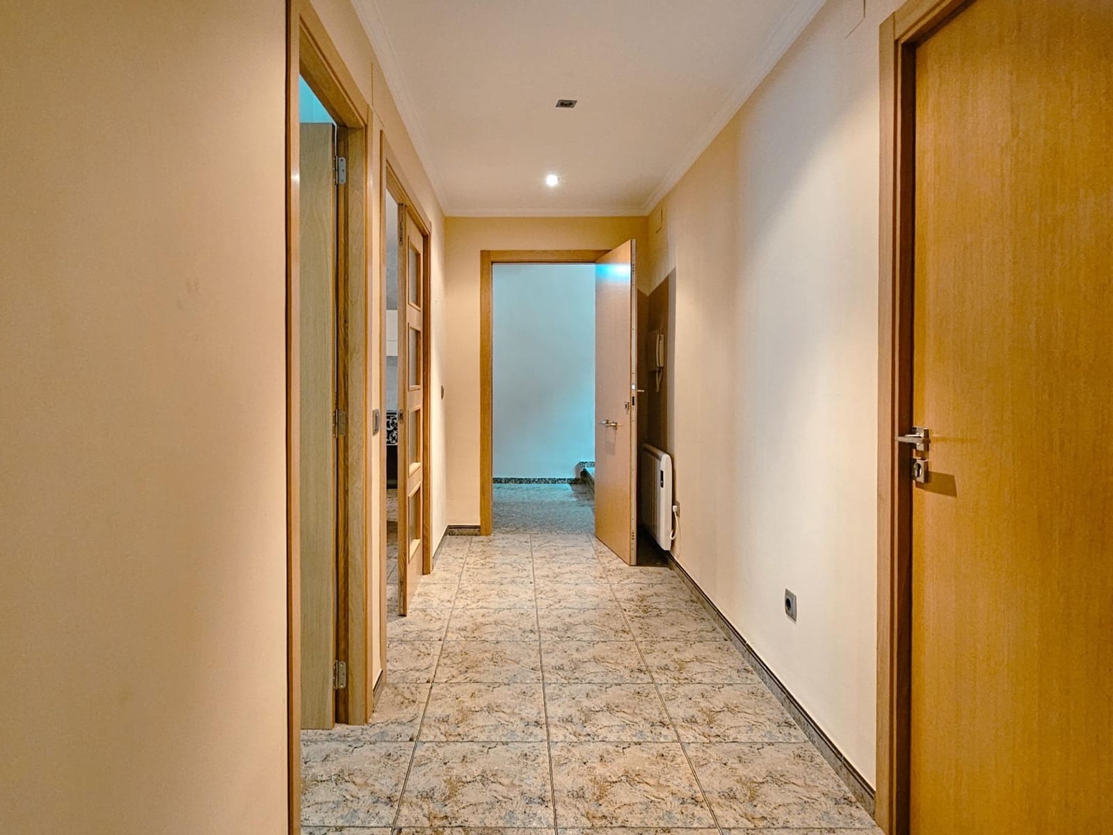 6 soverom Hus til salgs i La Pobla del Duc med garasje - € 259 000 (Ref: 9344805)