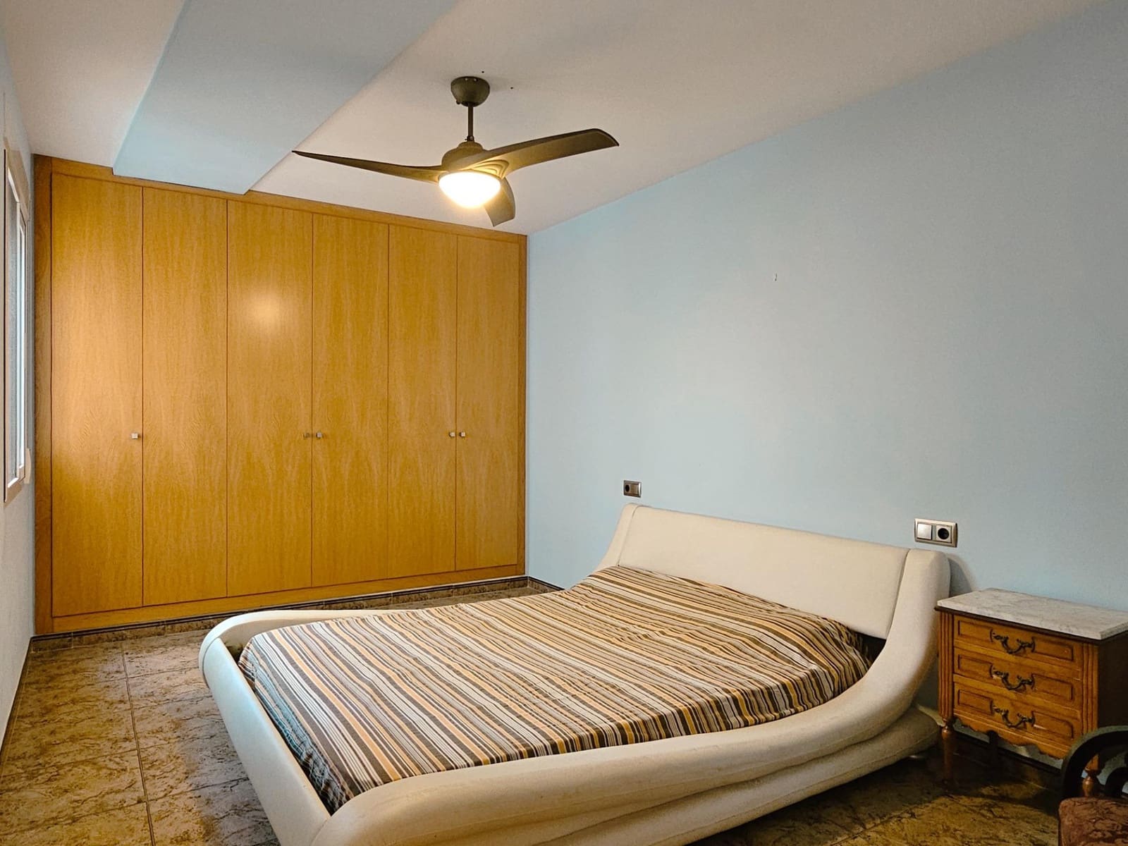 6 soverom Hus til salgs i La Pobla del Duc med garasje - € 259 000 (Ref: 9344805)