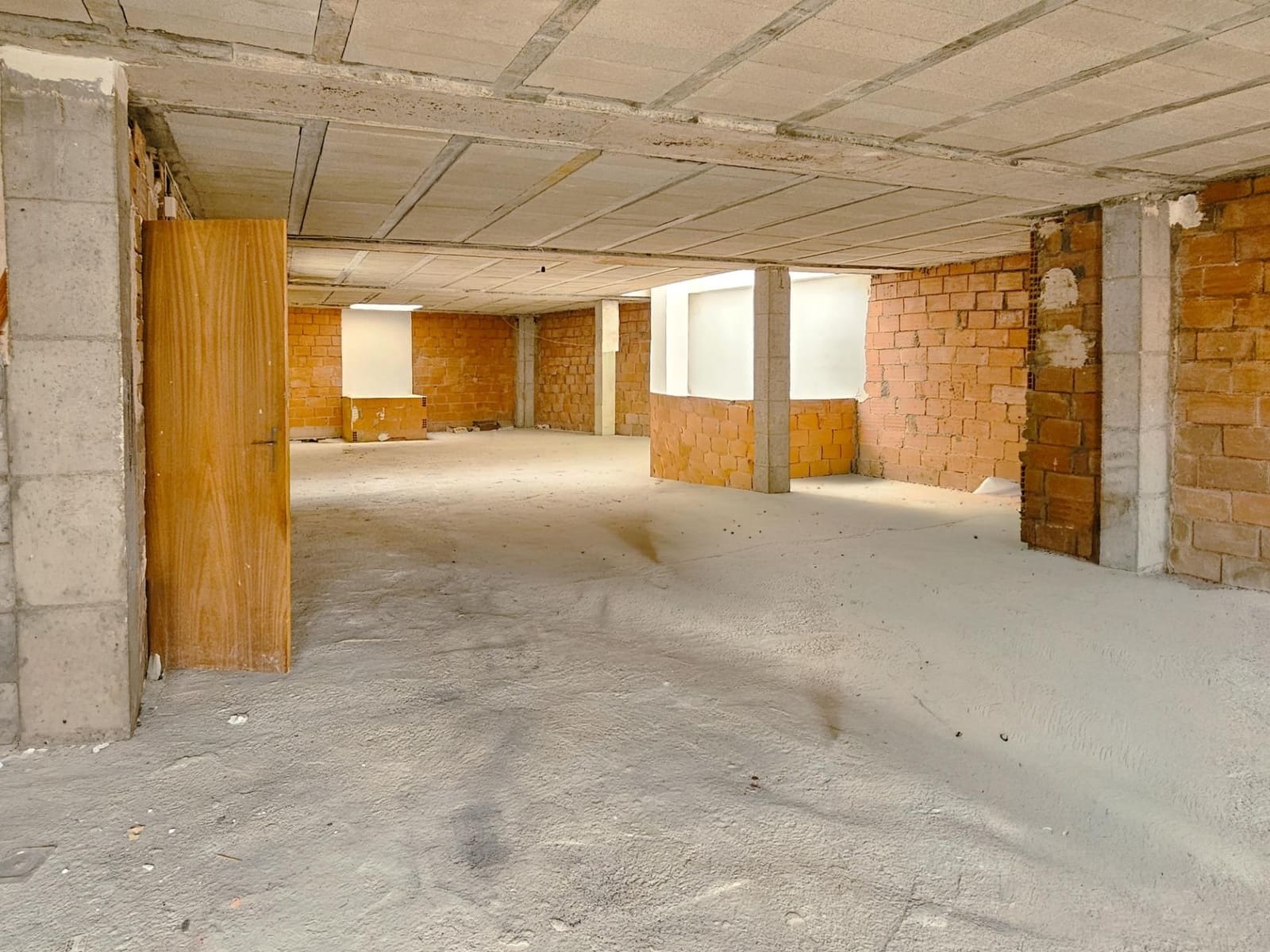 6 soverom Hus til salgs i La Pobla del Duc med garasje - € 259 000 (Ref: 9344805)