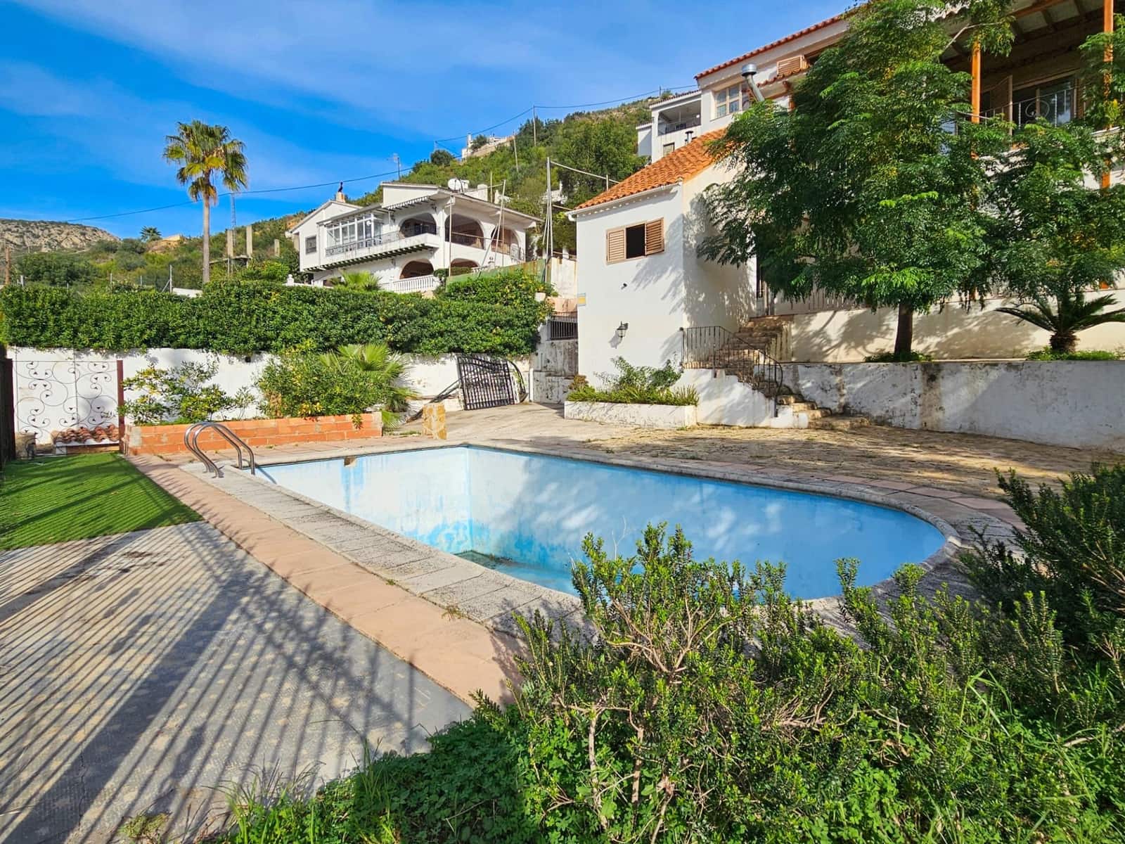 5 bedroom Villa for sale in Marchuquera with pool - € 410,000 (Ref: 9362676)