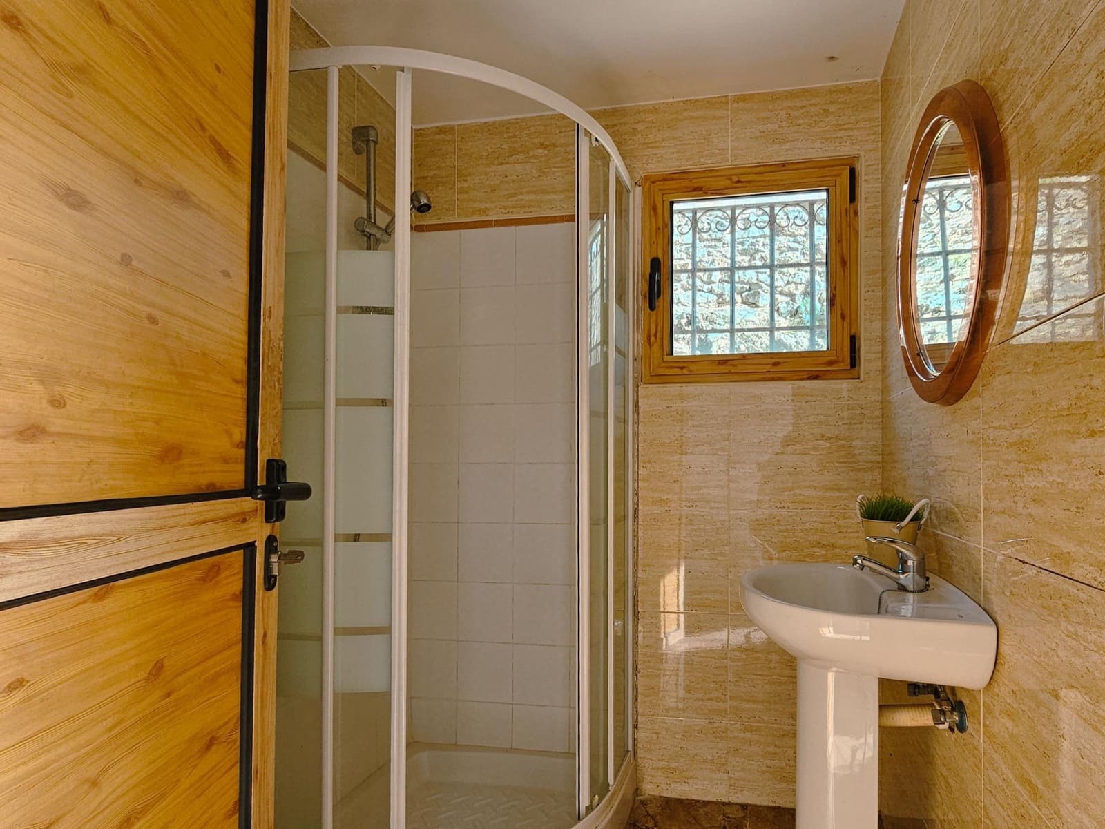 5 bedroom Villa for sale in Marchuquera with pool - € 389,000 (Ref: 9367598)