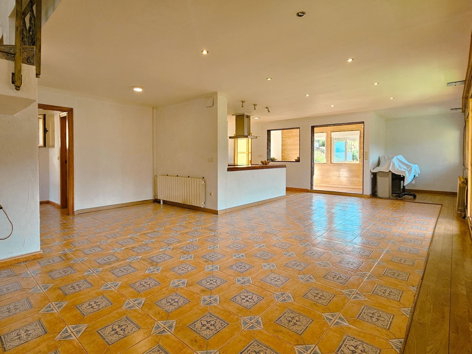 5 bedroom Villa for sale in Marchuquera with pool - € 389,000 (Ref: 9367598)