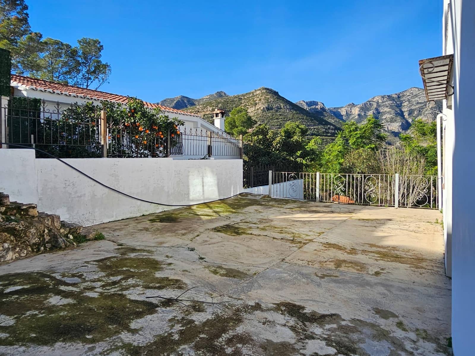 5 bedroom Villa for sale in Marchuquera with pool - € 370,000 (Ref: 9367598)