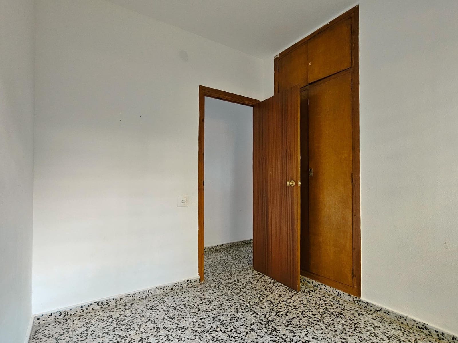 4 soverom Villa til salgs i Chiva med svømmebasseng - € 350 000 (Ref: 9385678)