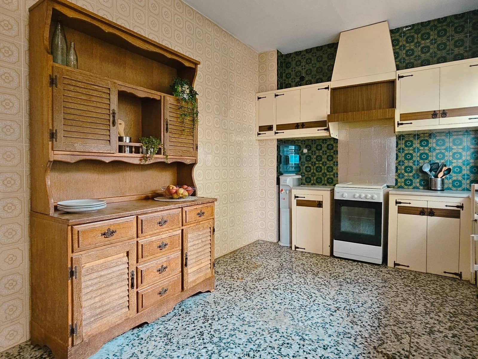 4 soverom Villa til salgs i Chiva med svømmebasseng - € 350 000 (Ref: 9385678)