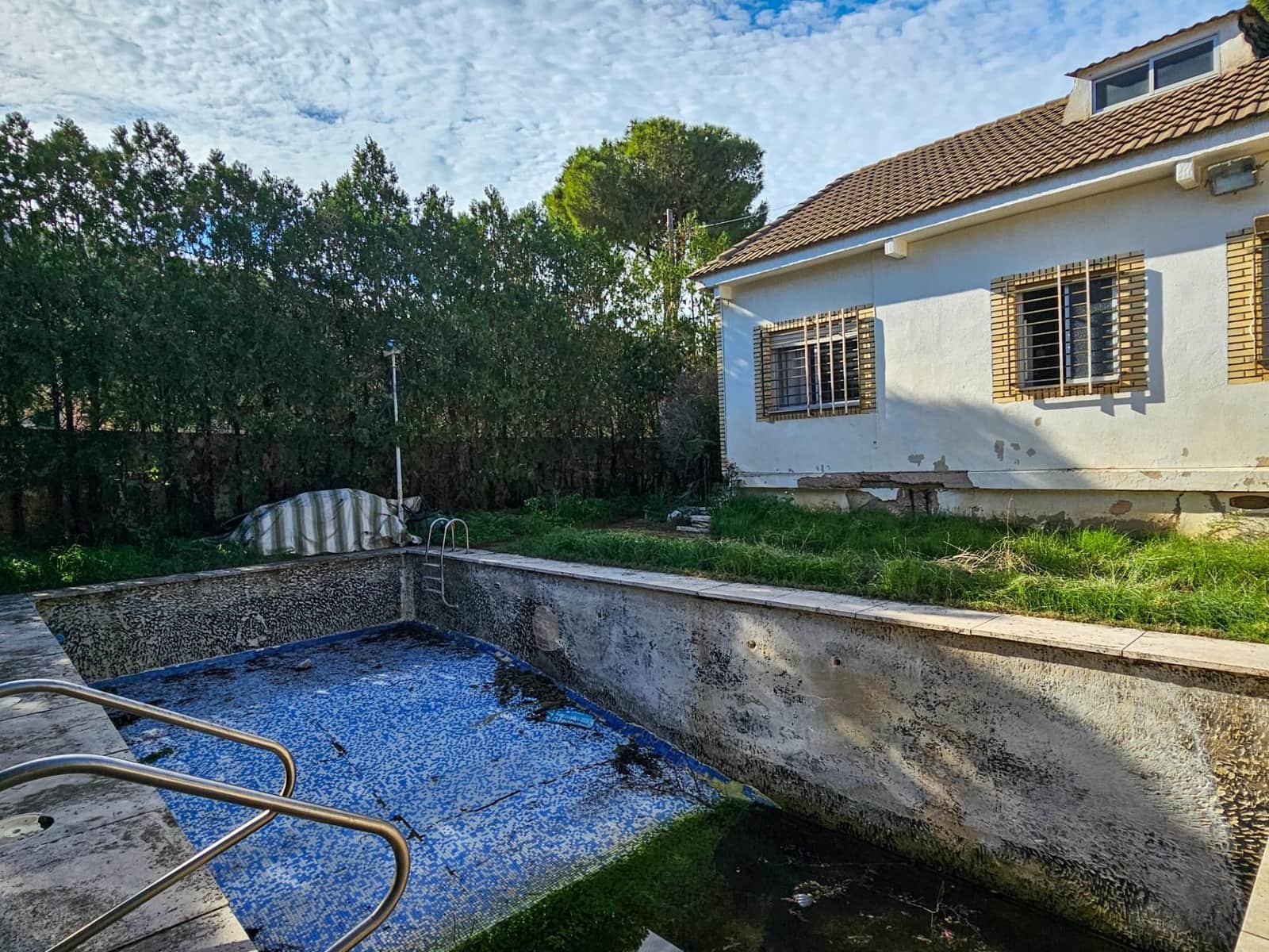 4 soverom Villa til salgs i Chiva med svømmebasseng - € 350 000 (Ref: 9385678)