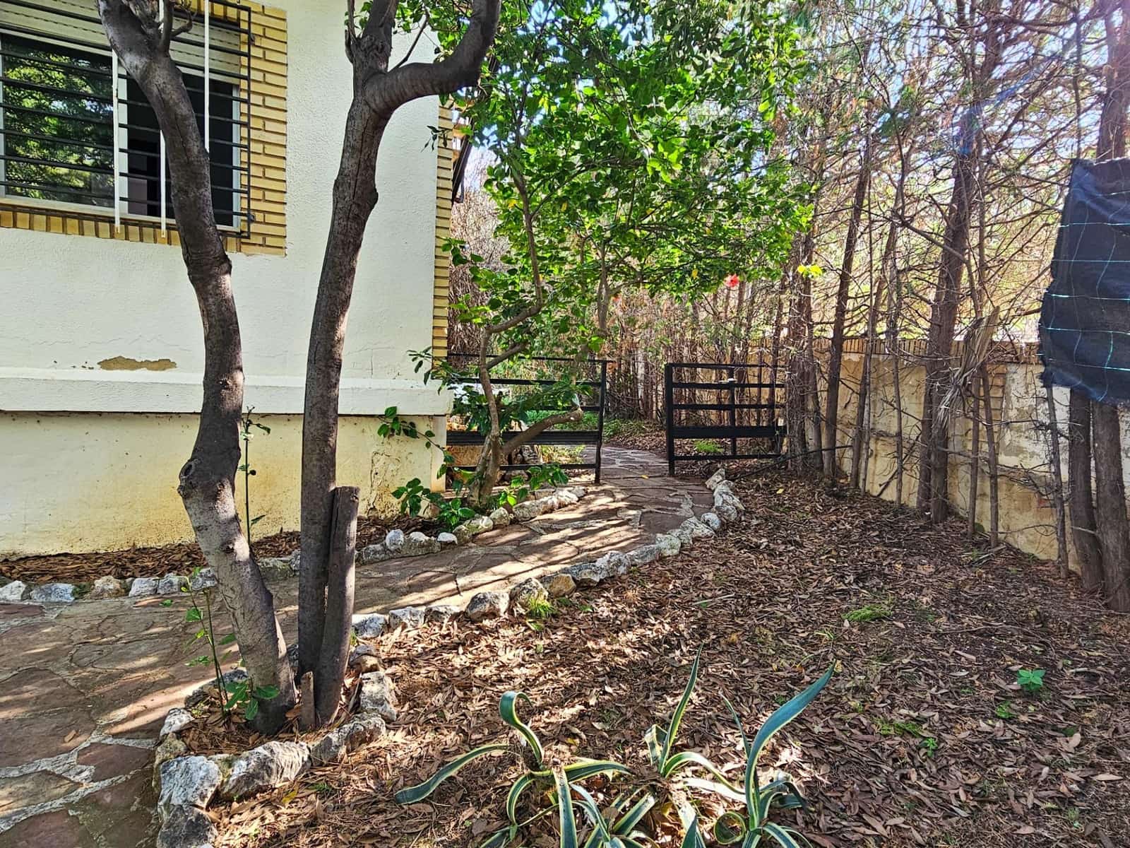 4 soverom Villa til salgs i Chiva med svømmebasseng - € 350 000 (Ref: 9385678)