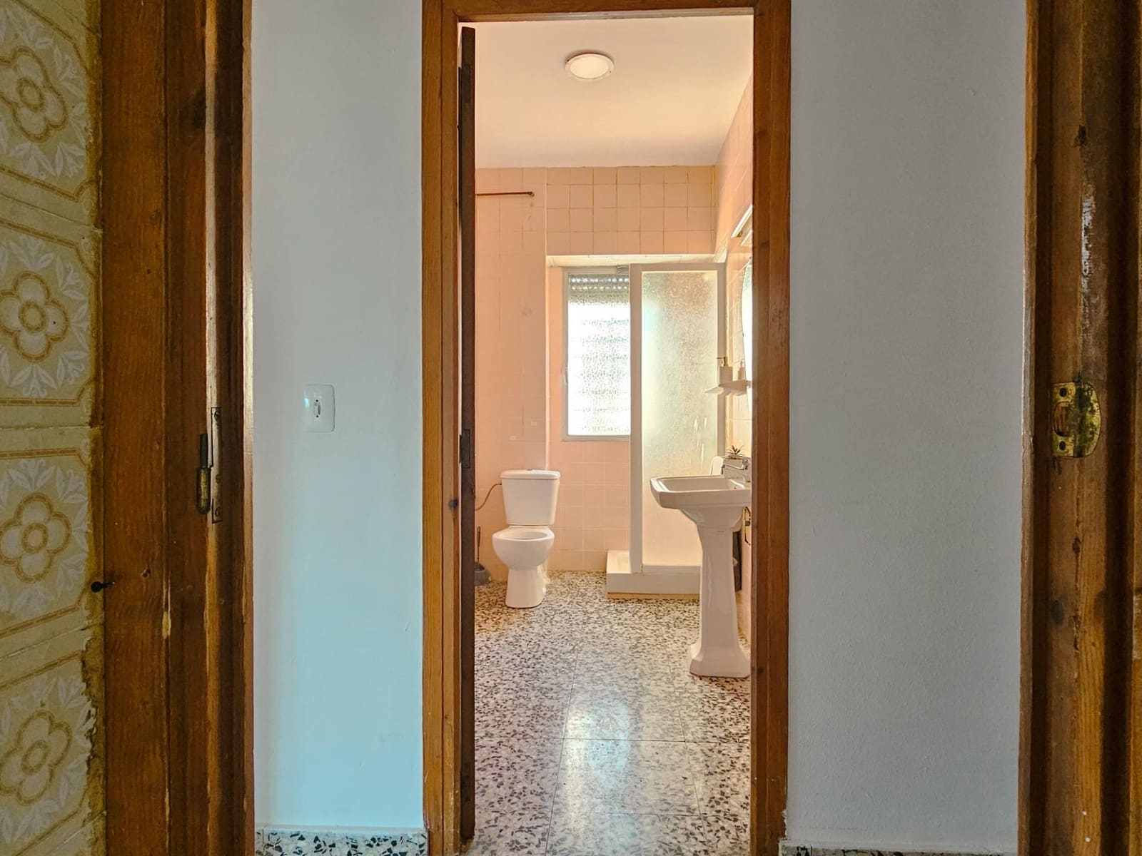 4 Zimmer Villa zu verkaufen in Chiva mit Pool - 350.000 € (Ref: 9385678)