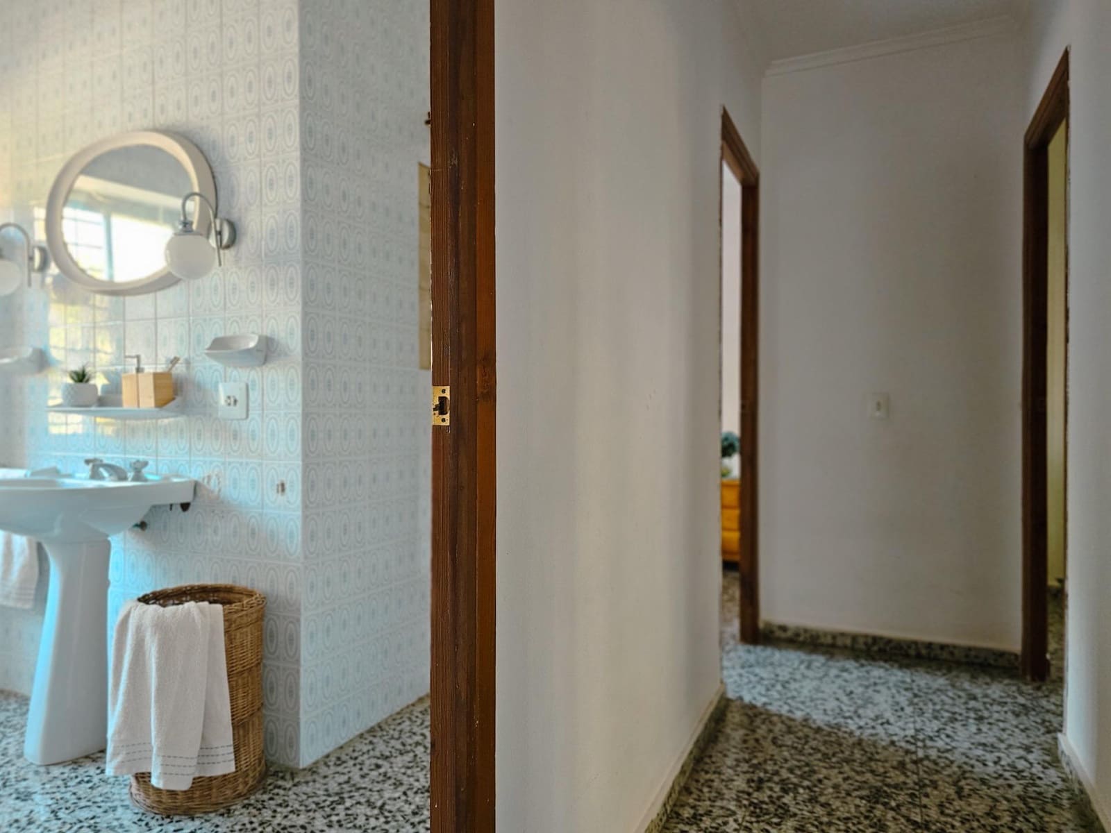 4 Zimmer Villa zu verkaufen in Chiva mit Pool - 350.000 € (Ref: 9385678)