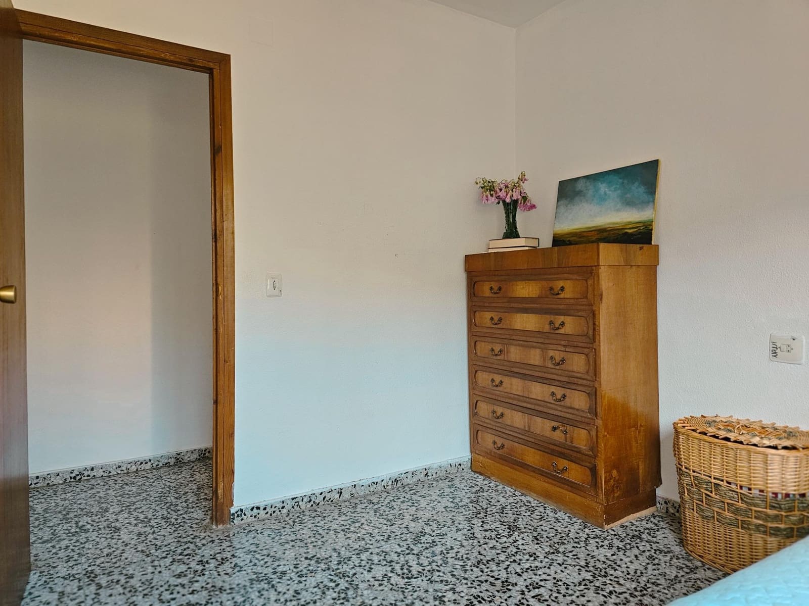 4 Zimmer Villa zu verkaufen in Chiva mit Pool - 350.000 € (Ref: 9385678)