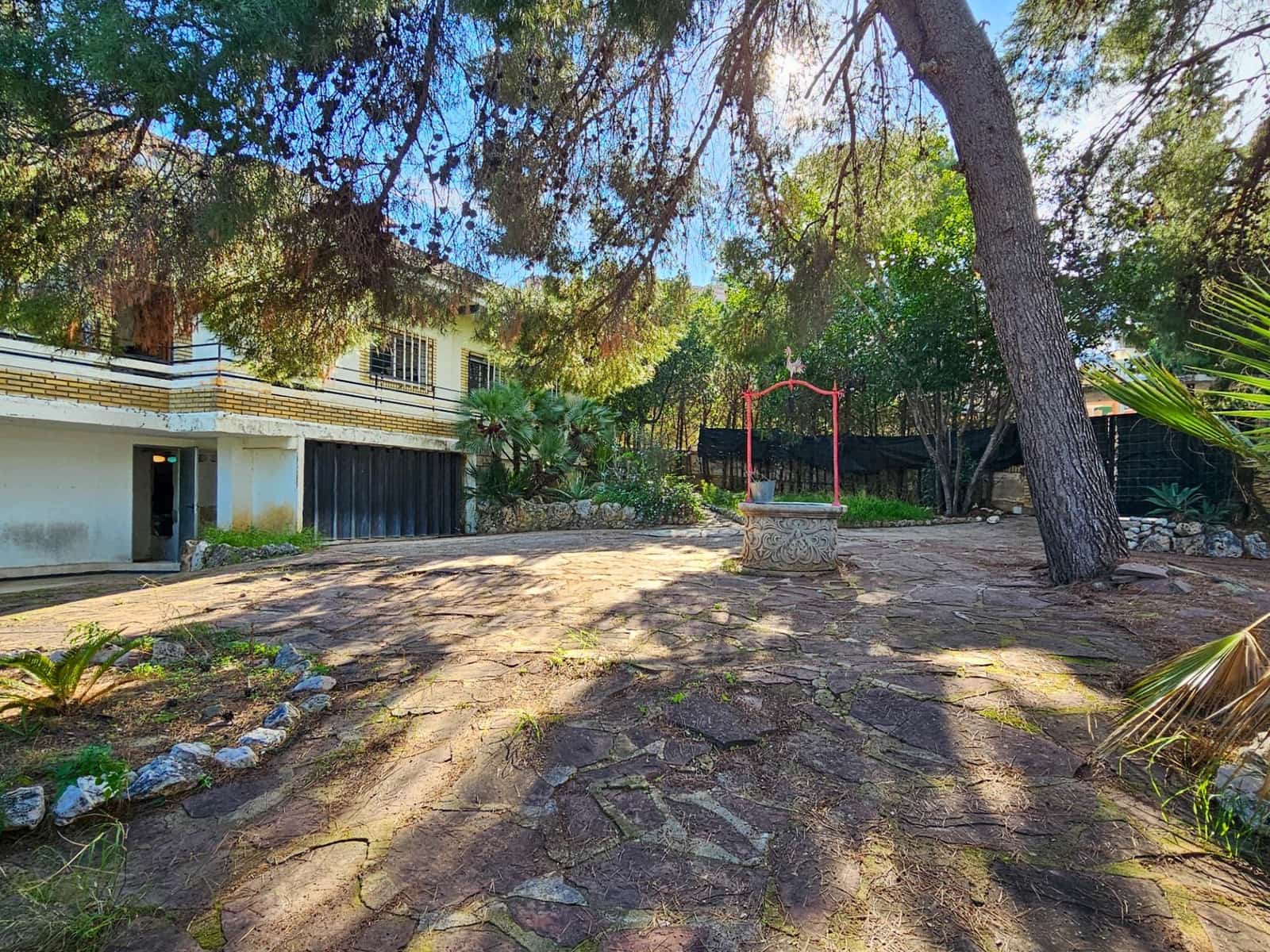 4 Zimmer Villa zu verkaufen in Chiva mit Pool - 350.000 € (Ref: 9385678)