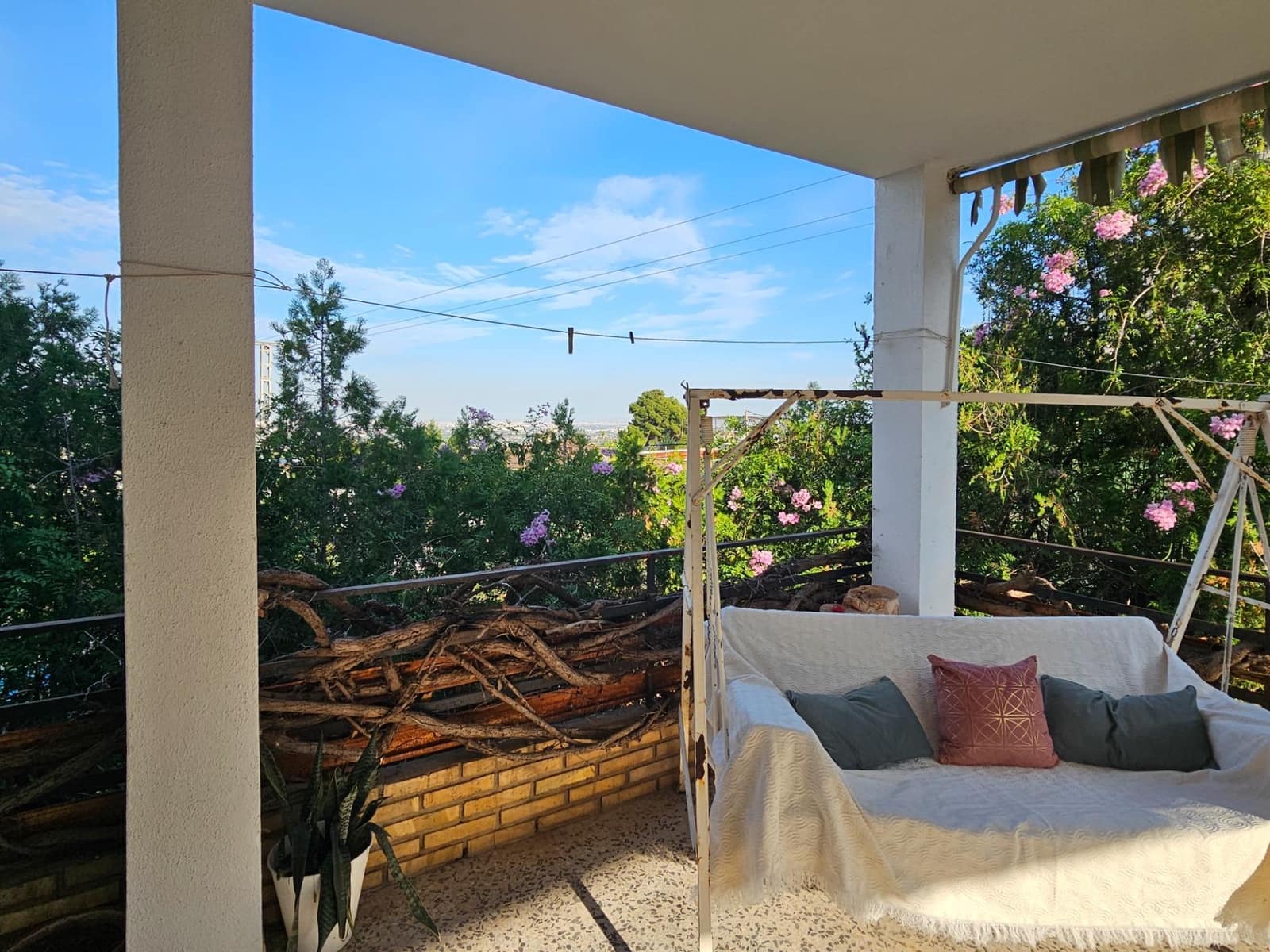 4 Zimmer Villa zu verkaufen in Chiva mit Pool - 350.000 € (Ref: 9385678)