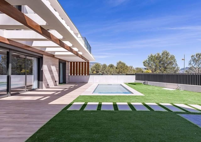 3 Zimmer Villa zu verkaufen in Polop mit Pool - 545.000 € (Ref: 9387980)