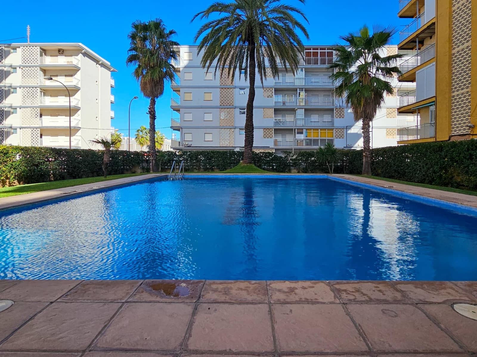 2 Zimmer Apartment zu verkaufen in Miramar mit Pool - 179.000 € (Ref: 9406920)