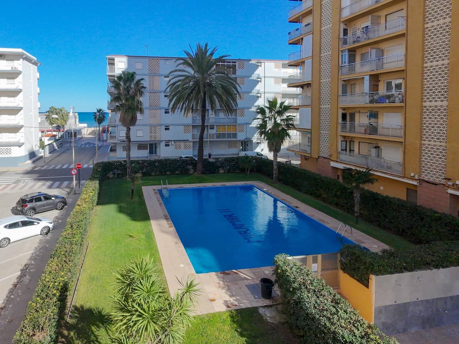 2 Zimmer Apartment zu verkaufen in Miramar mit Pool - 179.000 € (Ref: 9406920)