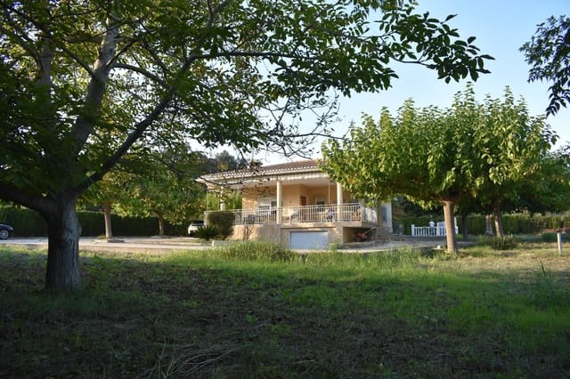 4 soveværelse Villa til salg i Xàtiva med swimmingpool garage - € 314.900 (Ref: 9419852)