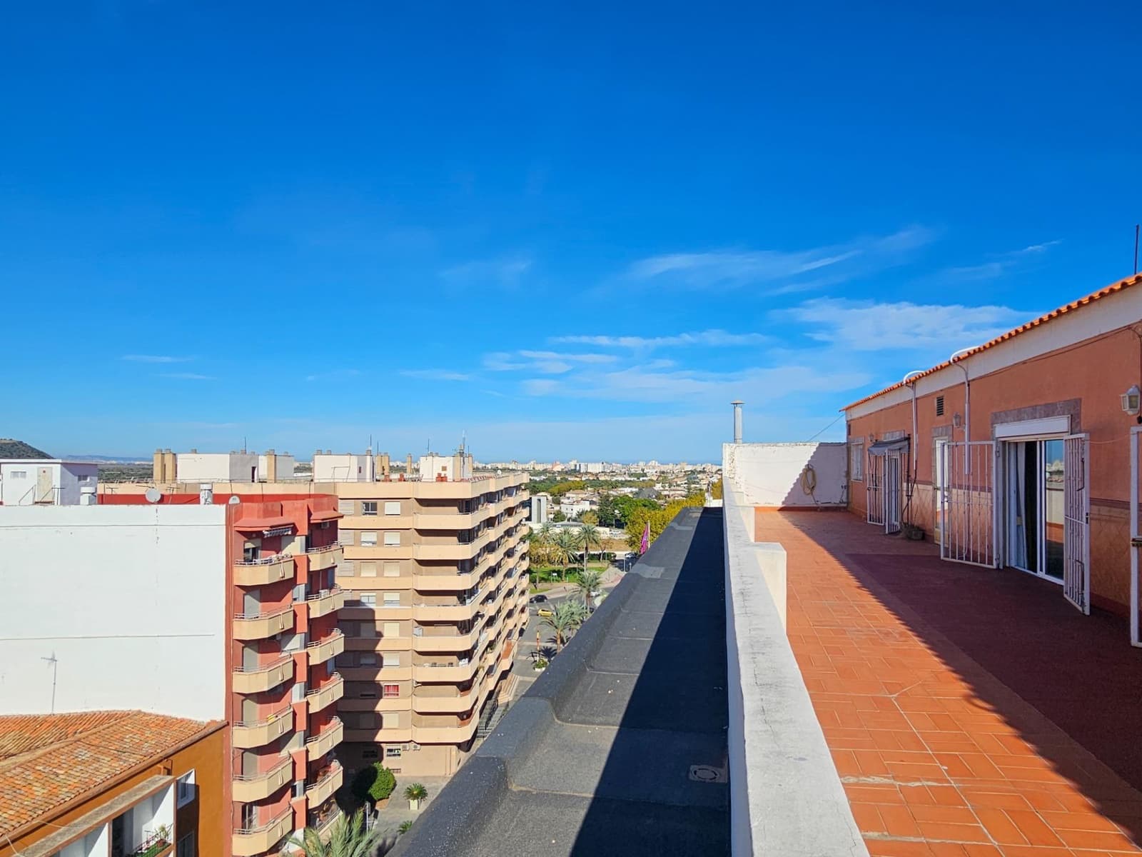 5 quarto Penthouse para venda em Gandia - 350 000 € (Ref: 9427279)