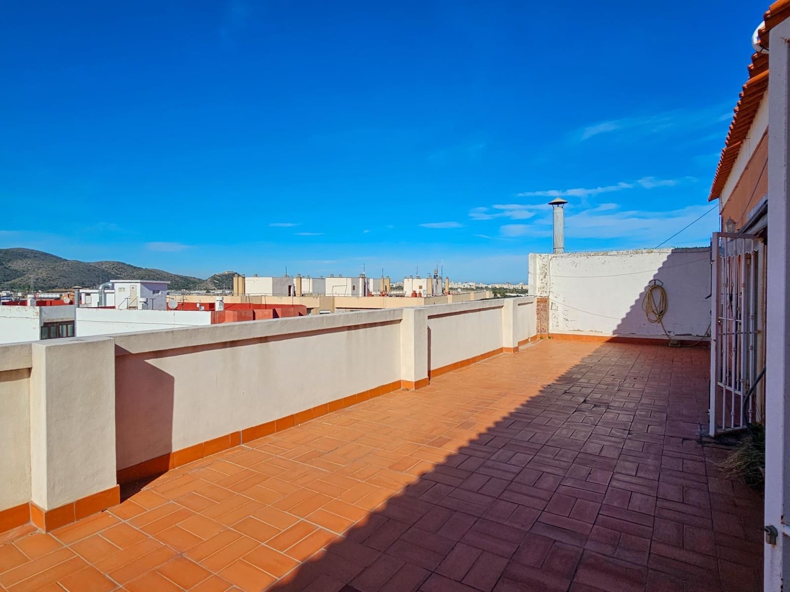 5 bedroom Penthouse for sale in Gandia - € 350,000 (Ref: 9427279)