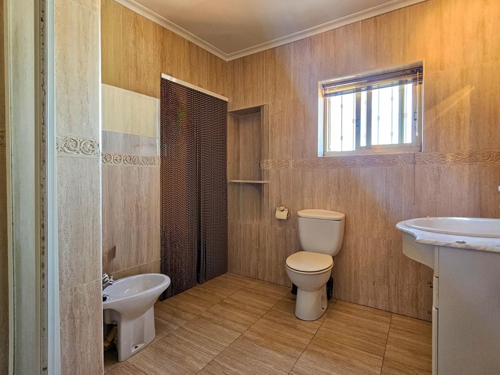 5 bedroom Penthouse for sale in Gandia - € 350,000 (Ref: 9427279)