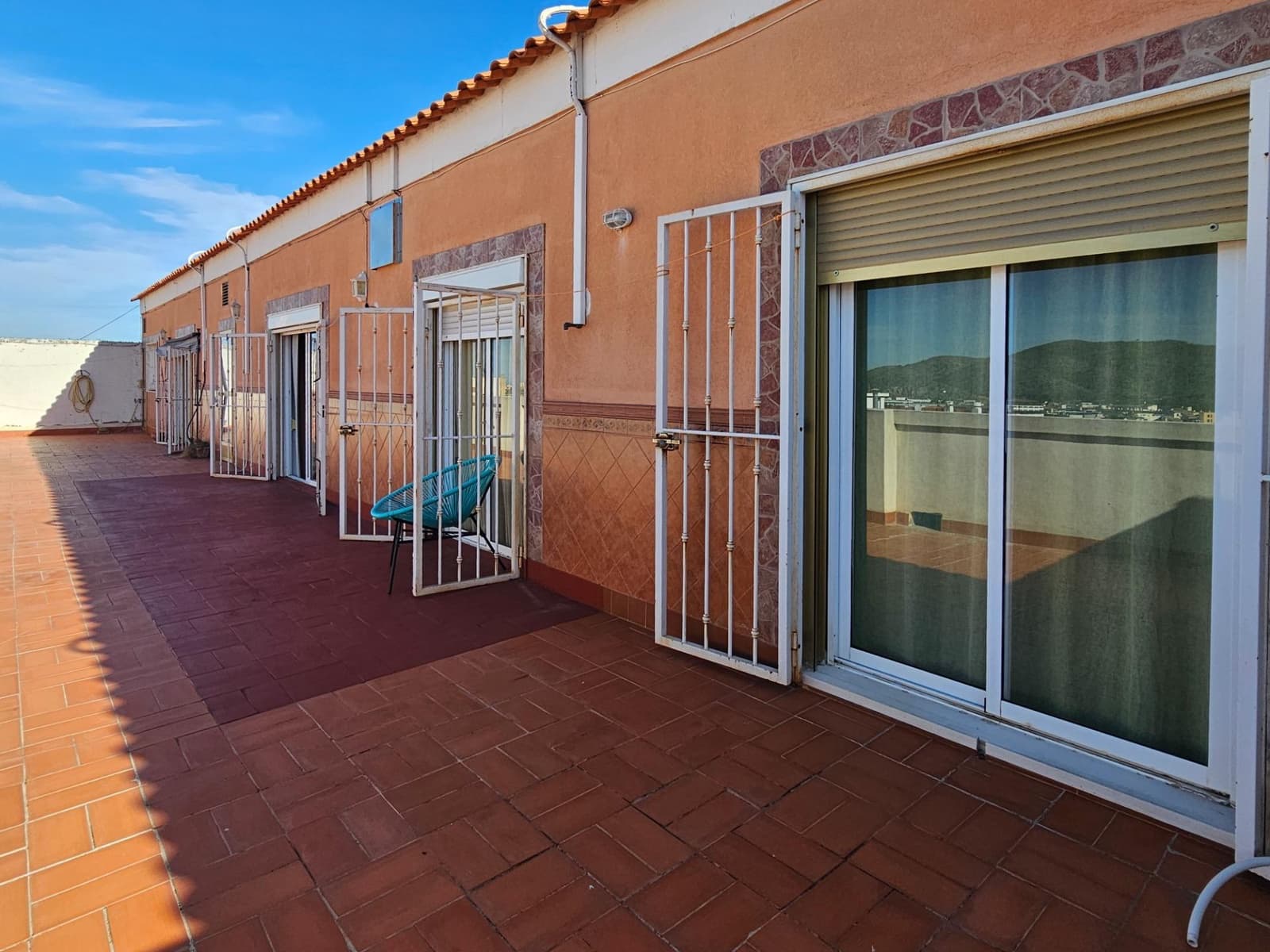 5 bedroom Penthouse for sale in Gandia - € 350,000 (Ref: 9427279)
