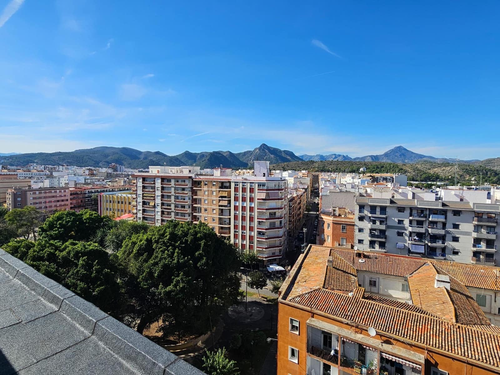 5 bedroom Penthouse for sale in Gandia - € 350,000 (Ref: 9427279)