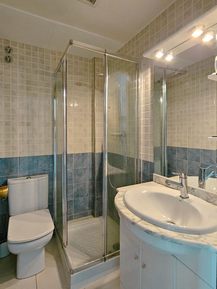 4 bedroom Flat for sale in Gandia - € 199,000 (Ref: 9440184)