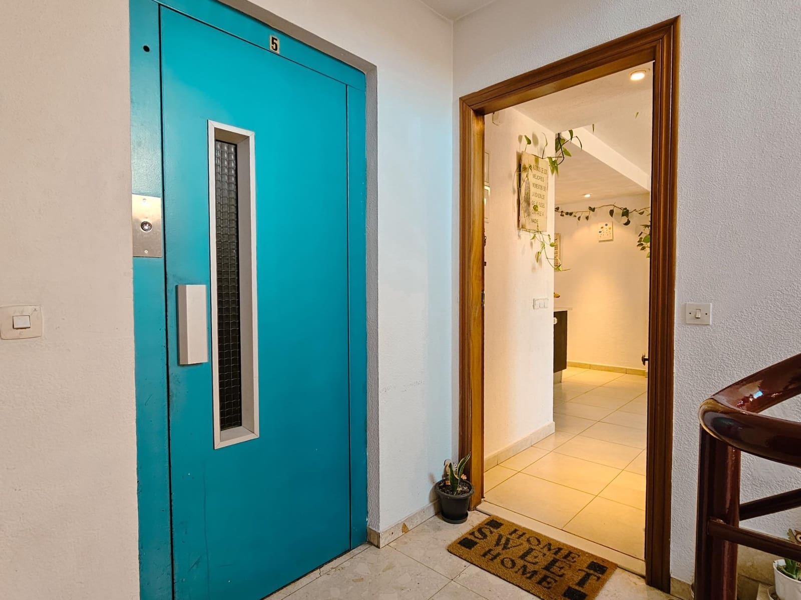 4 bedroom Flat for sale in Gandia - € 199,000 (Ref: 9440184)