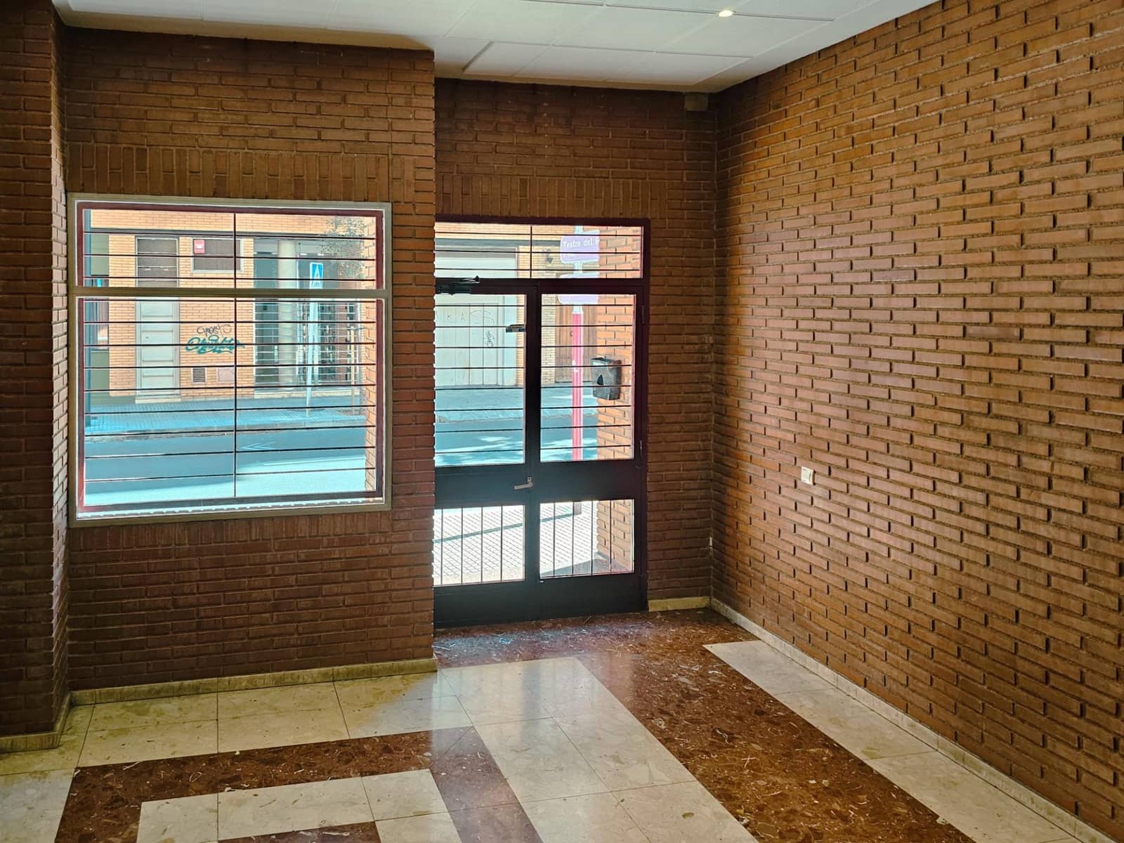 4 bedroom Flat for sale in Gandia - € 199,000 (Ref: 9440184)