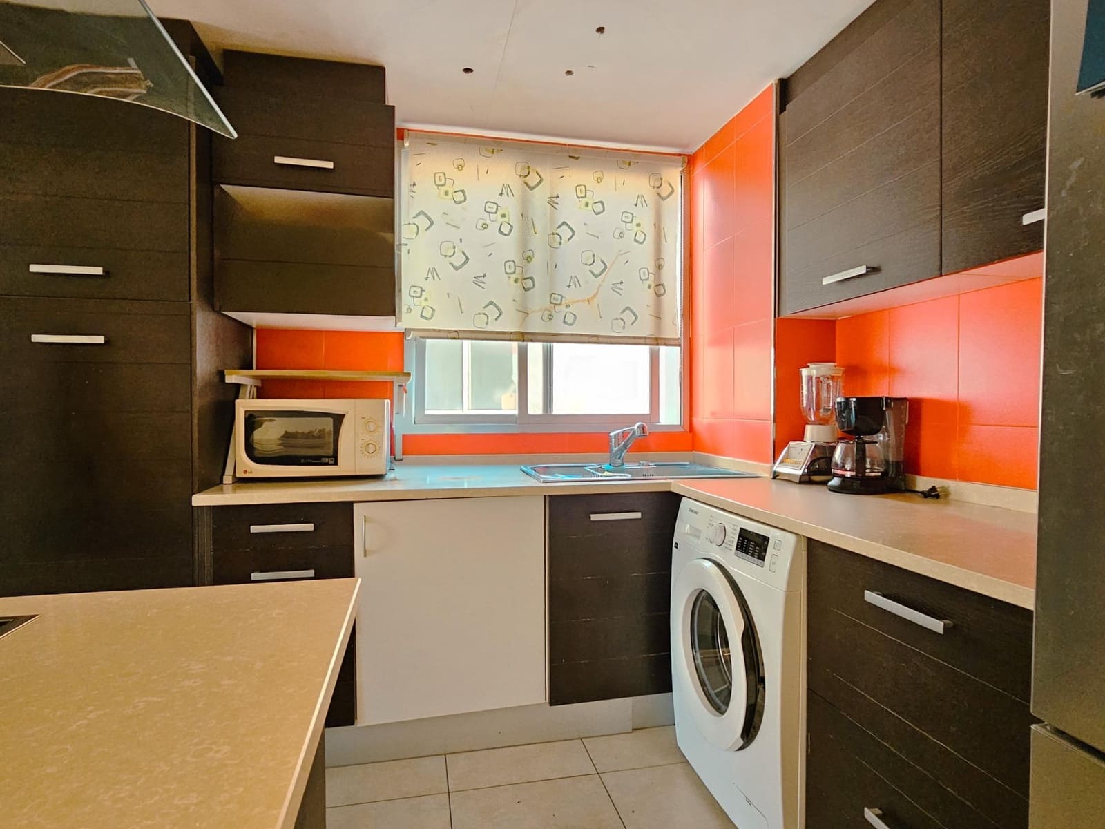 4 bedroom Flat for sale in Gandia - € 199,000 (Ref: 9440184)