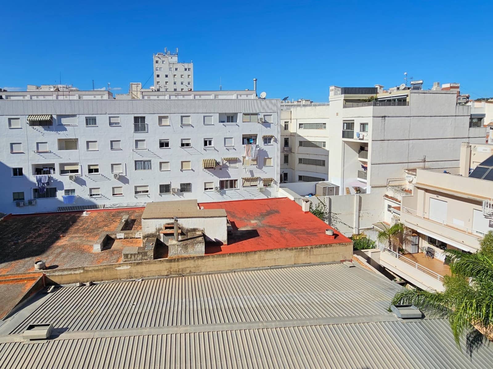 4 bedroom Flat for sale in Gandia - € 199,000 (Ref: 9440184)
