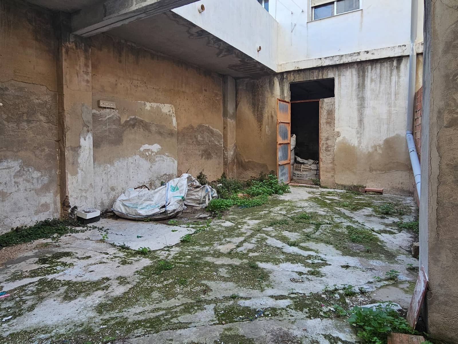 2 bedroom Flat for sale in Gandia - € 76,000 (Ref: 9451041)