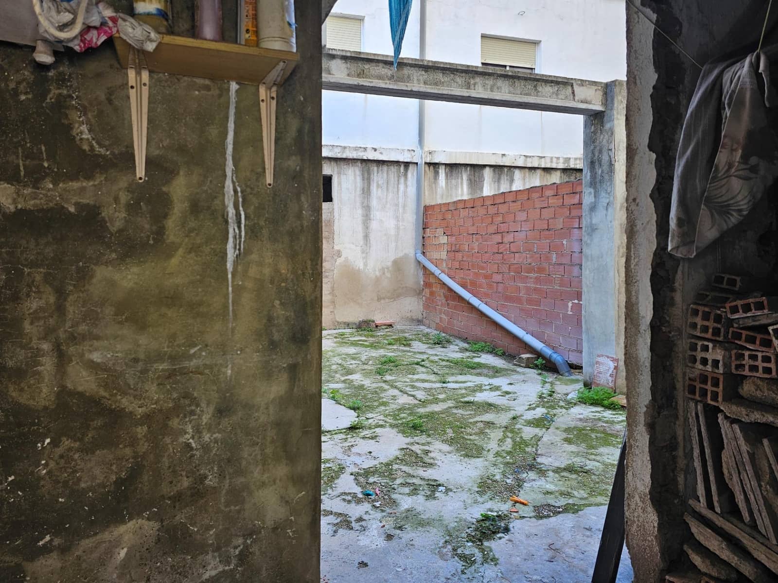 2 bedroom Flat for sale in Gandia - € 74,900 (Ref: 9451041)