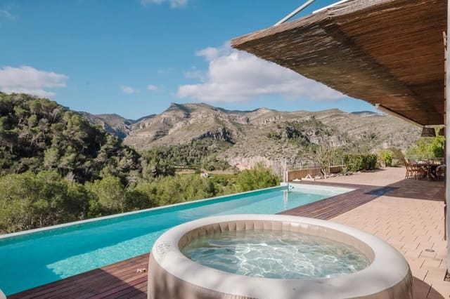 3 sovrum Villa till salu i Gandia med pool garage - 600 000 € (Ref: 9568732)