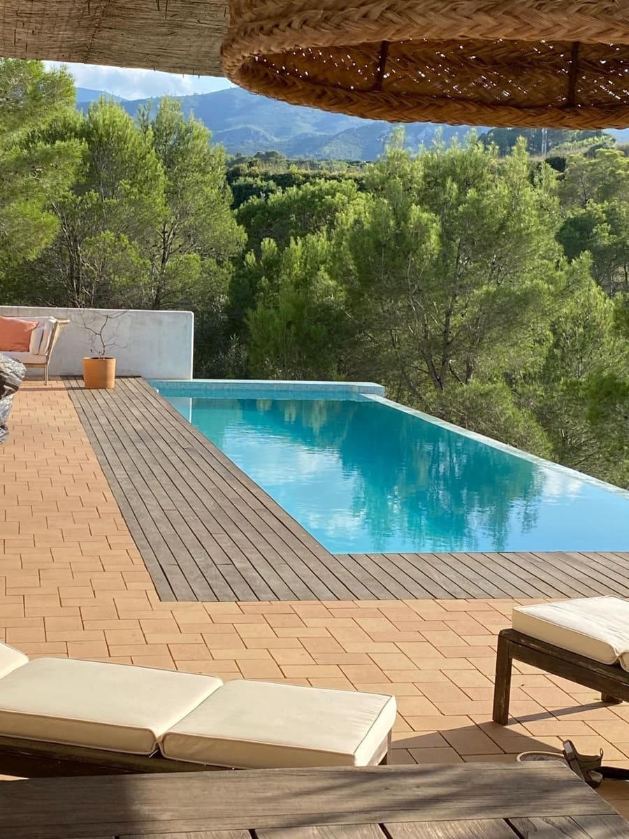3 soveværelse Villa til salg i Rotova med swimmingpool garage - € 600.000 (Ref: 9568732)