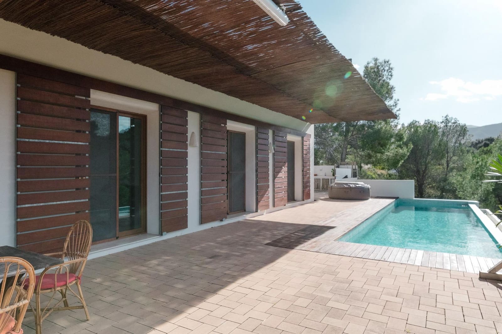 3 soveværelse Villa til salg i Rotova med swimmingpool garage - € 600.000 (Ref: 9568732)