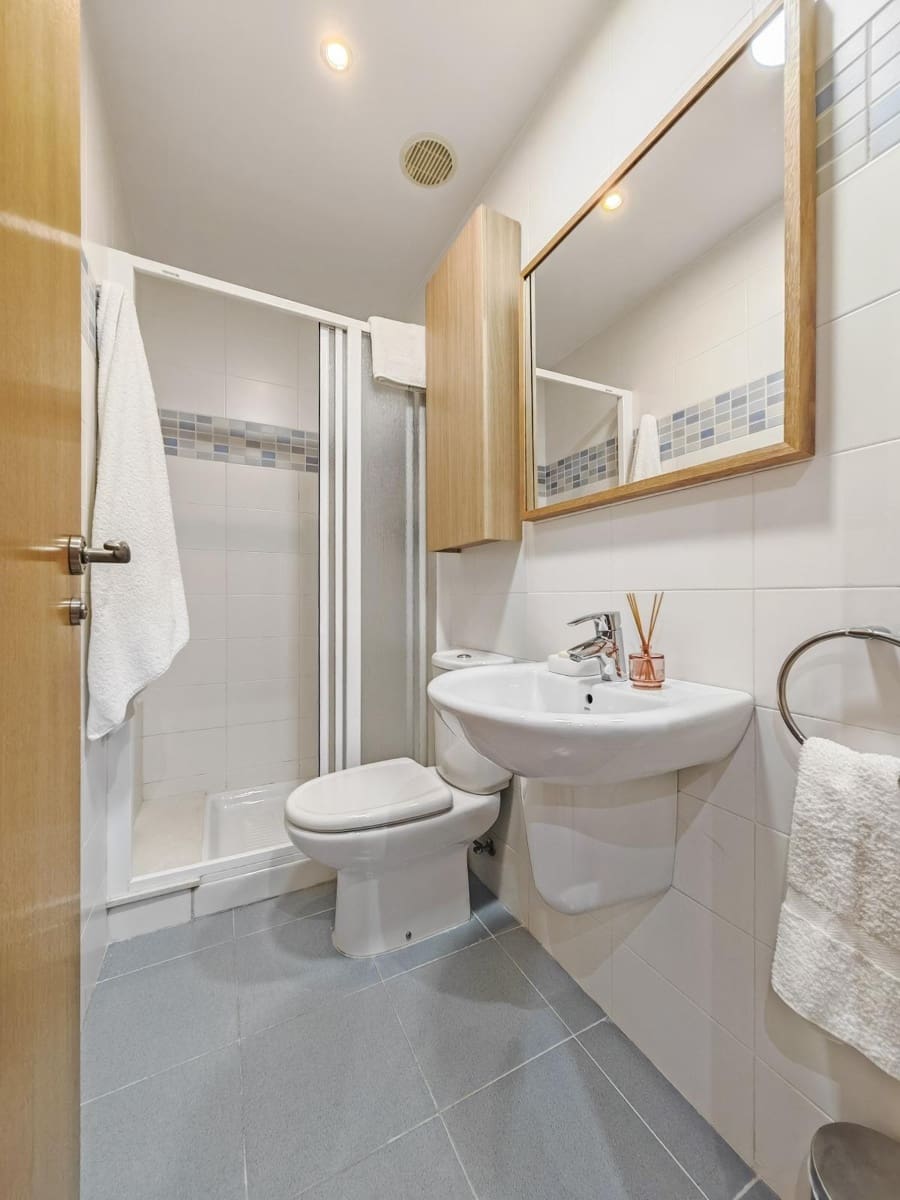 2 bedroom Flat for rent in Gandia with pool - € 950 (Ref: 9582999)