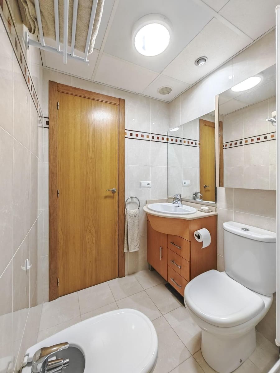 2 bedroom Flat for rent in Gandia with pool - € 950 (Ref: 9582999)