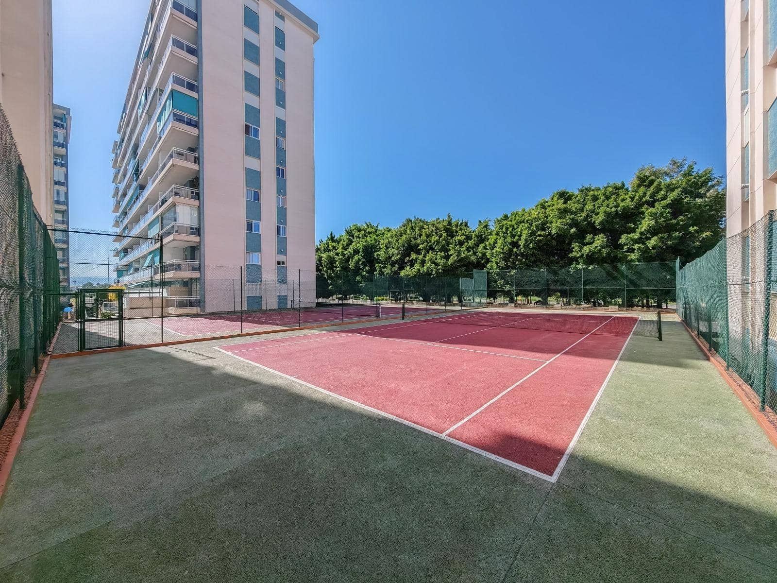 2 bedroom Flat for rent in Gandia with pool - € 950 (Ref: 9582999)