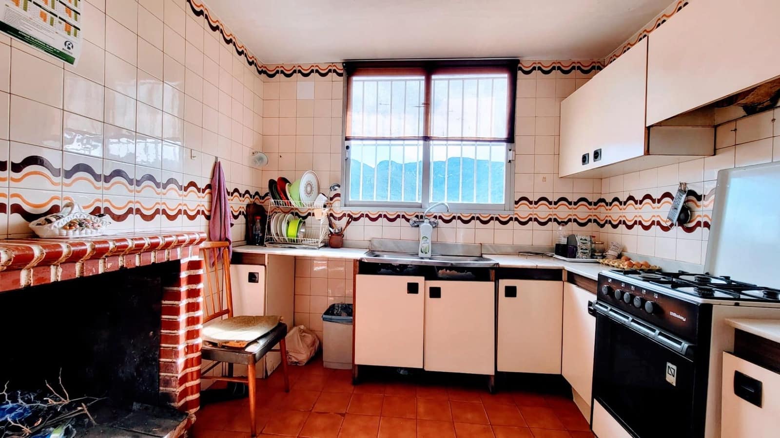 Casa de 3 habitaciones en Montichelvo en venta con garaje - 120.000 € (Ref: 9630064)