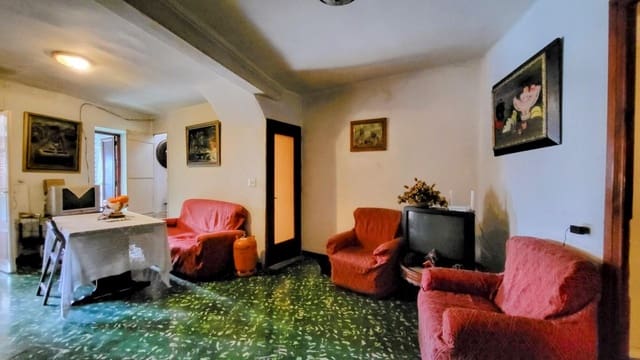 3 soverom Hus til salgs i Montichelvo med garasje - € 120 000 (Ref: 9630064)