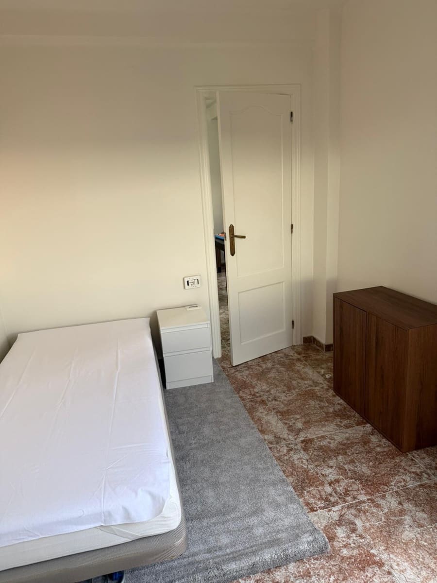 3 soverom Leilighet til leie i Bellreguard - € 650 (Ref: 9652059)