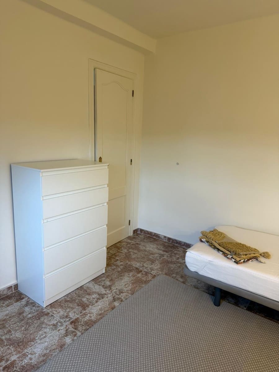 3 soverom Leilighet til leie i Bellreguard - € 650 (Ref: 9652059)