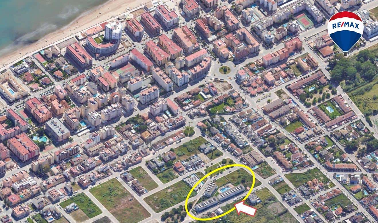 3 soveværelse Rækkehus til salg i Daimus med swimmingpool garage - € 329.000 (Ref: 9695392)