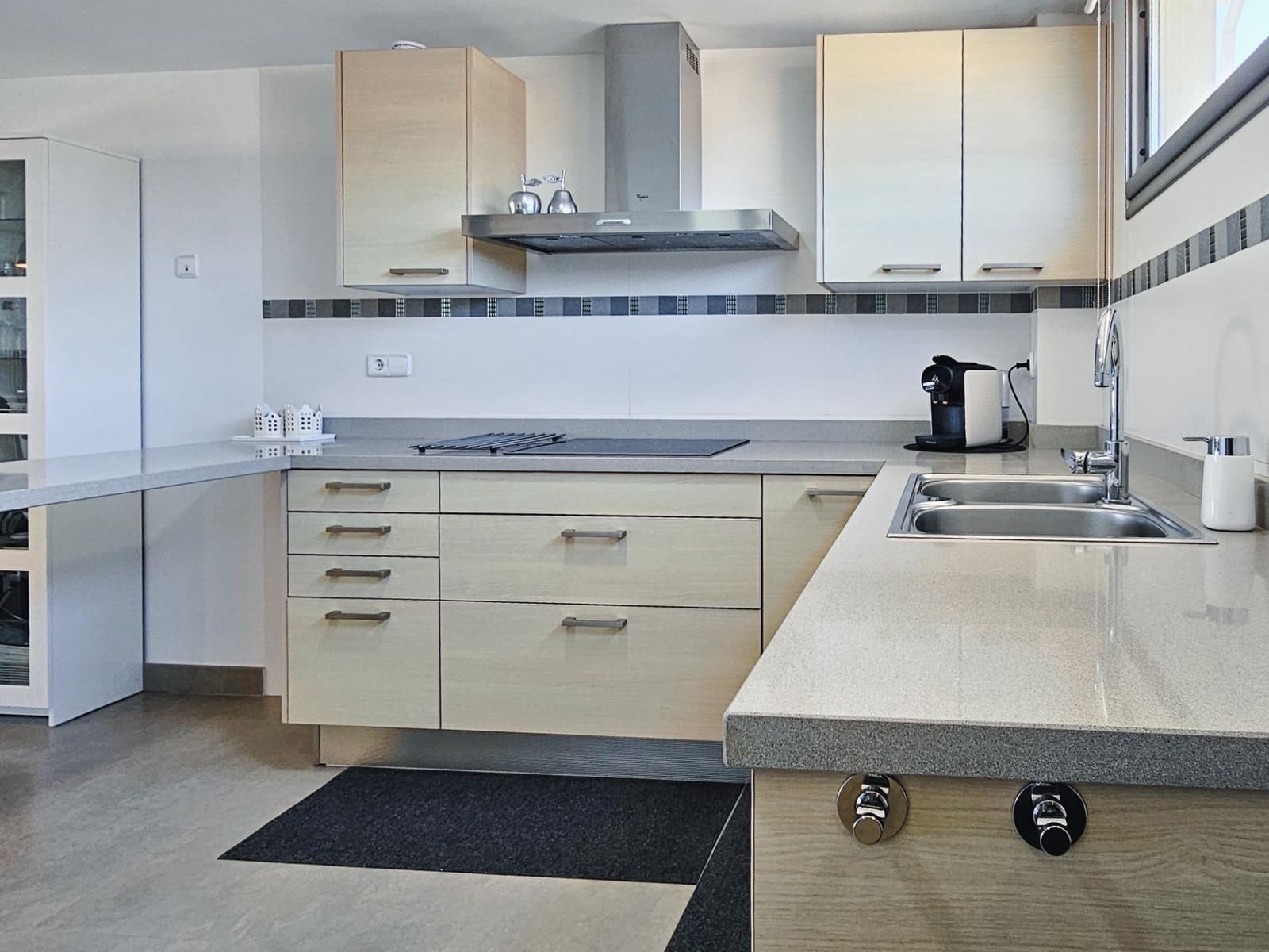 3 soveværelse Rækkehus til salg i Daimus med swimmingpool garage - € 329.000 (Ref: 9695392)