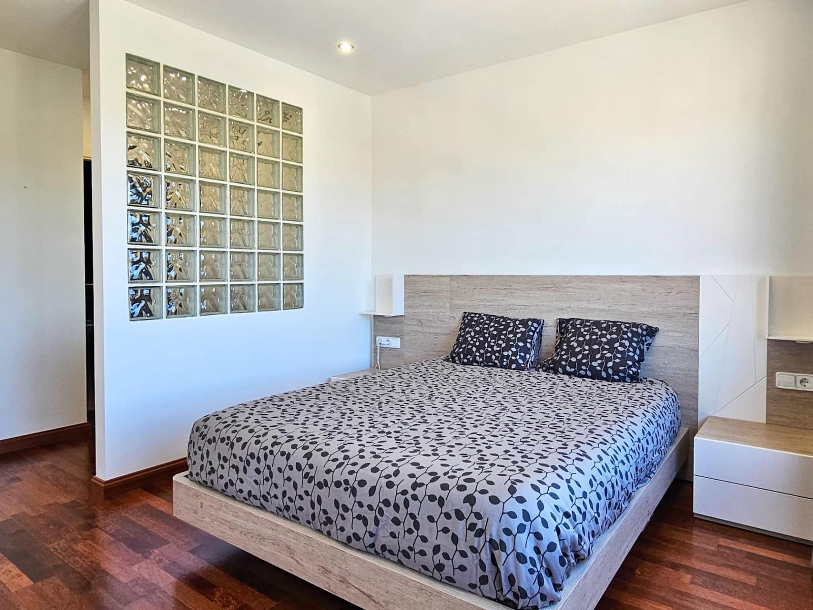 3 soveværelse Rækkehus til salg i Daimus med swimmingpool garage - € 329.000 (Ref: 9695392)