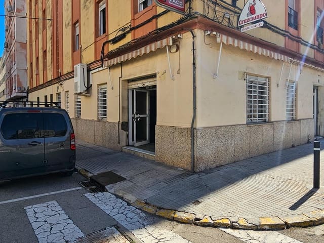 Erhverv til salg i Oliva - € 75.000 (Ref: 9695393)